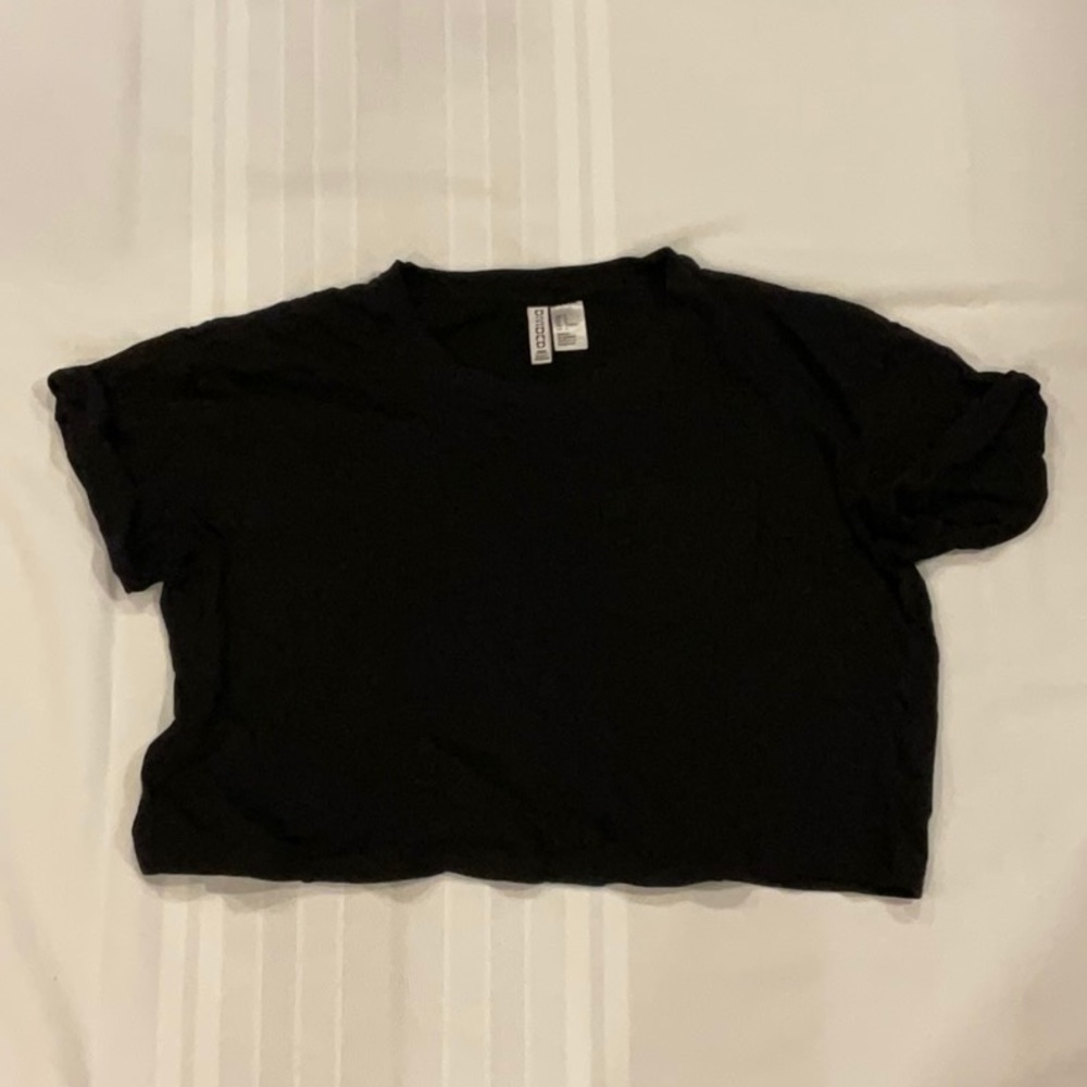 H&M Divided basics black cotton crop top with front pocket